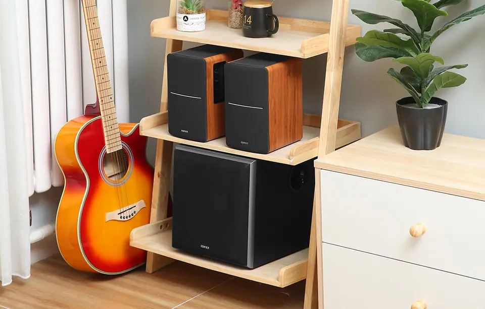 2.0 Edifier R1280DBs Speakers (Black)
