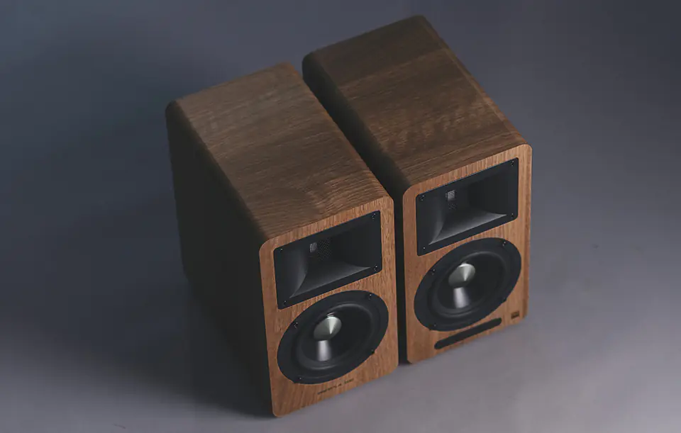 2.0 Edifier Airpulse A80 Speakers (brown)