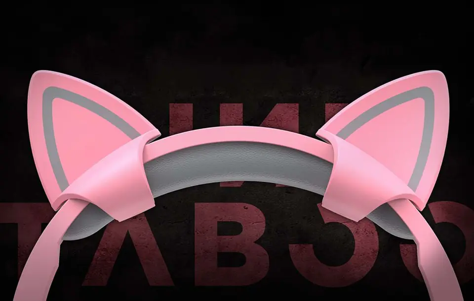 Pink gamer headphones discount roblox