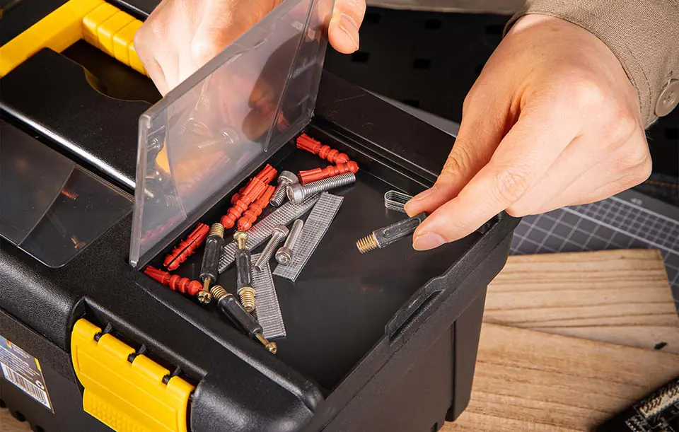 Toolbox Deli Tools EDL432414, 14'' (yellow)