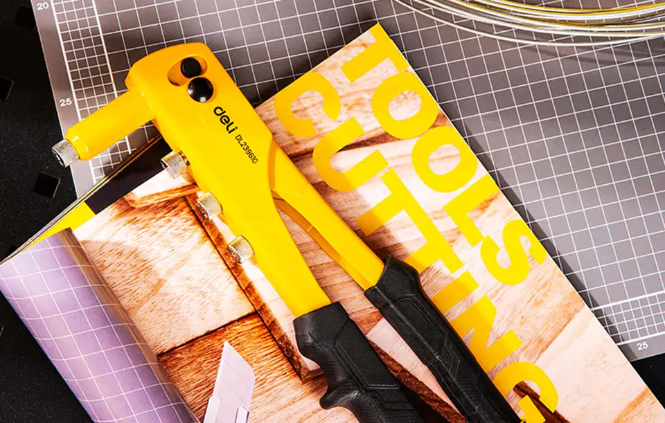 Deli Tools Hand Riveter EDL236910 (yellow)