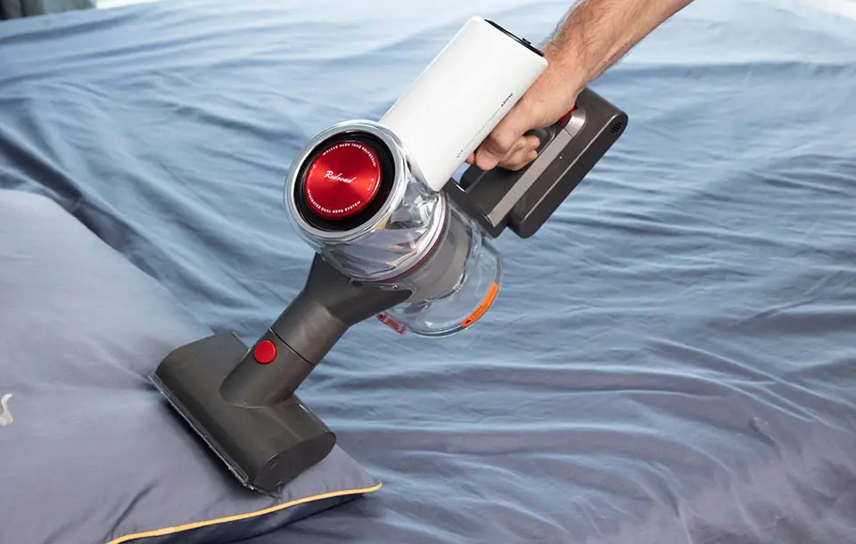 Cordless vertical vacuum cleaner Redroad V17