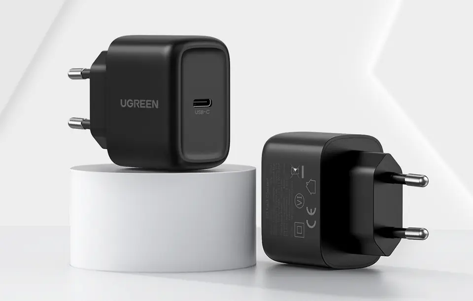 UGREEN CD250 Wall Charger, 25W, USB-C (Black) + USB-C to USB-C Cable, 2m (Black)