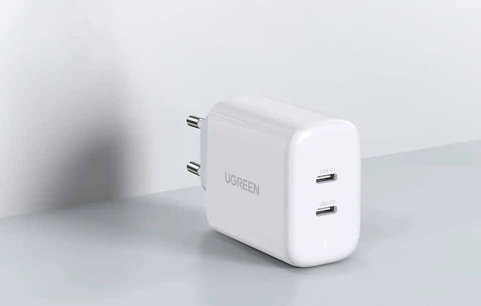 Ładowarka sieciowa UGREEN CD243, 2x USB-C, 40W (biała)