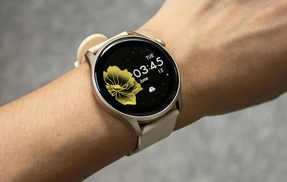 Colmi SKY 8 smartwatch (gold)