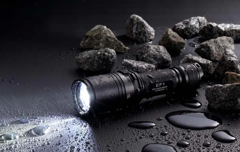 Flashlight Nitecore EF1, 830lm