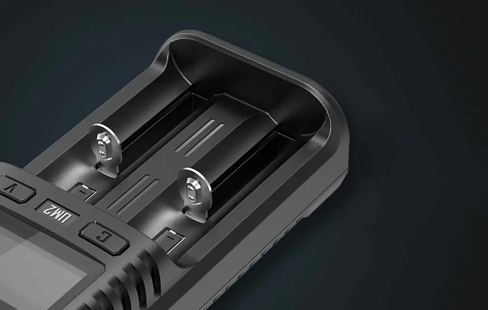 Ładowarka do akumulatorów Nitecore UM2, USB