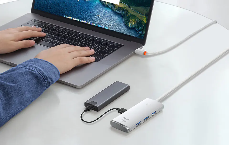 Hub 4w1 Baseus Lite Series USB-C do 4x USB 3.0 + USB-C, 2m (biały)