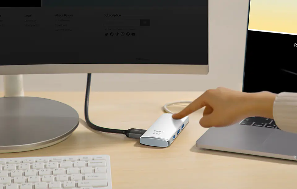 Baseus Lite Series 5in1 Hub USB-C to 3x USB 3.0 + USB-C + HDMI (white)