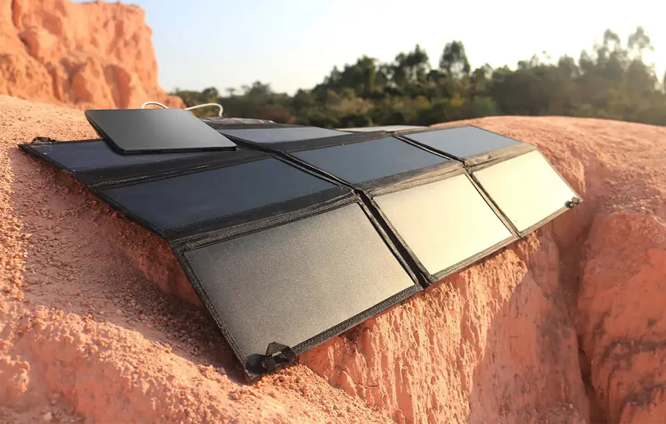 Photovoltaic panel BigBlue B405 63W