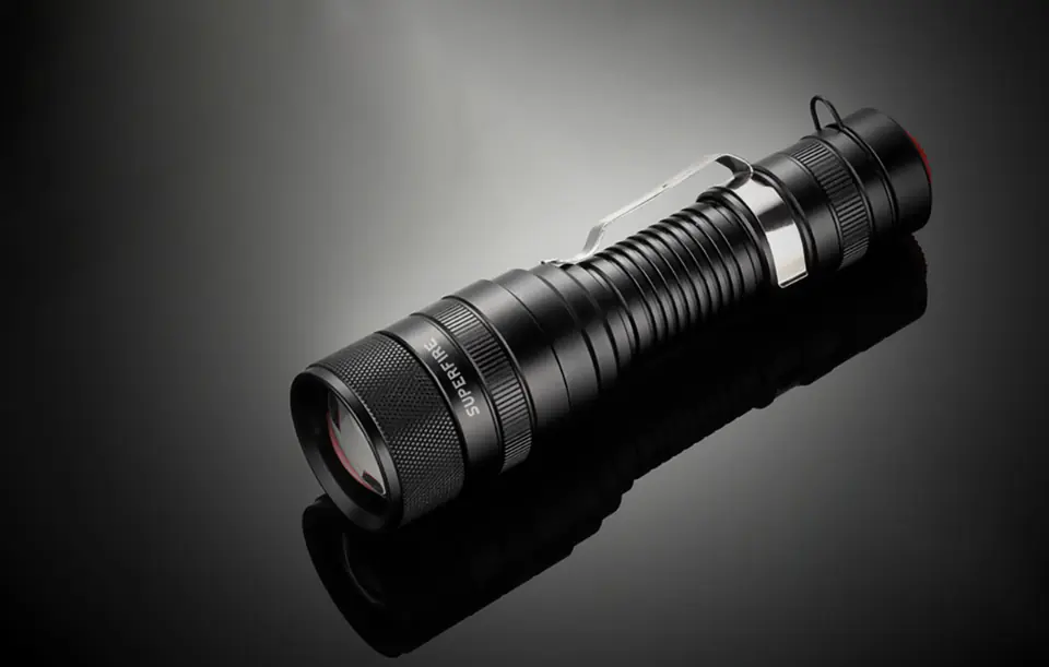 Superfire F5 Flashlight, 1100lm, USB