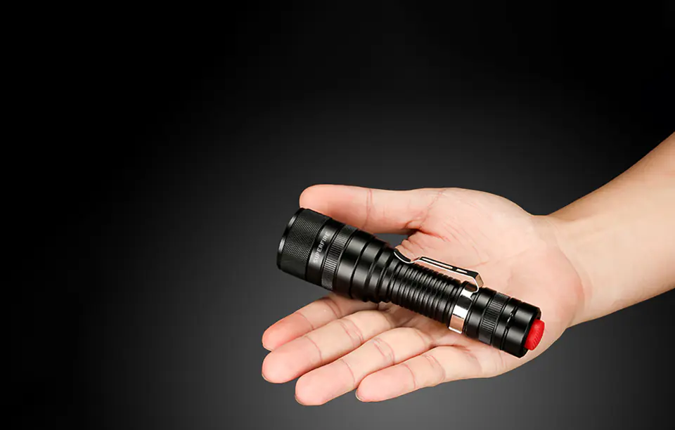 Superfire F5 Flashlight, 1100lm, USB