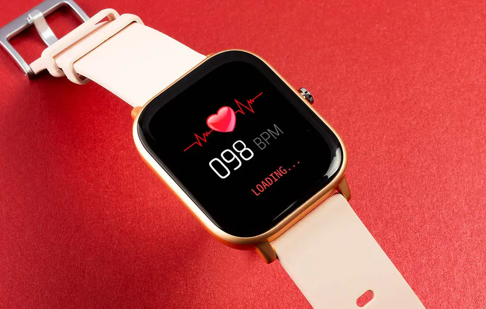 Smartwatch Colmi P8 (złoty)