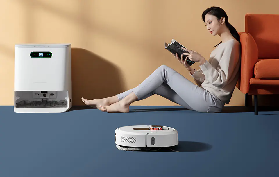 Roidmi EVA base cleaning robot (white)