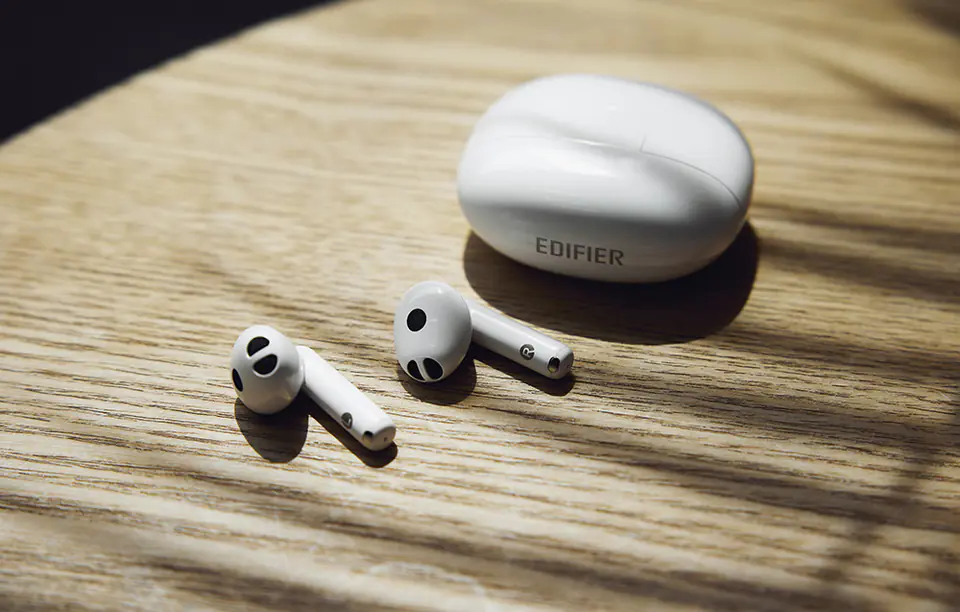 TWS Edifier W220T headphones (white)