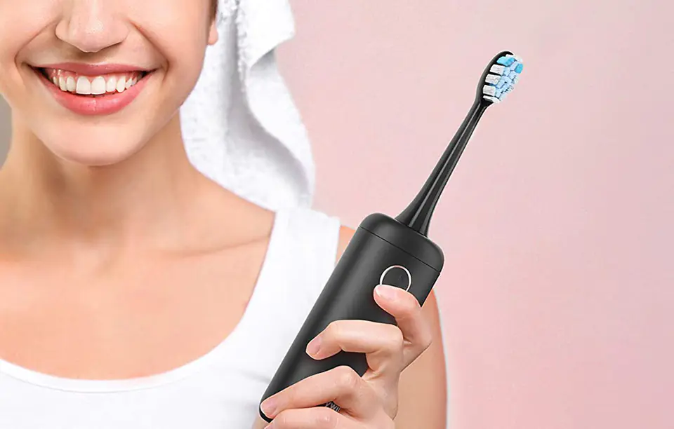 Travel Sonic Toothbrush with FairyWill FWT9 Tip Set (Black)