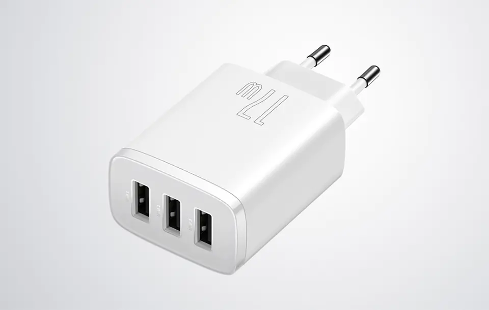 Ładowarka sieciowa Baseus Compact Quick Charger, 3x USB, 17W (biała)