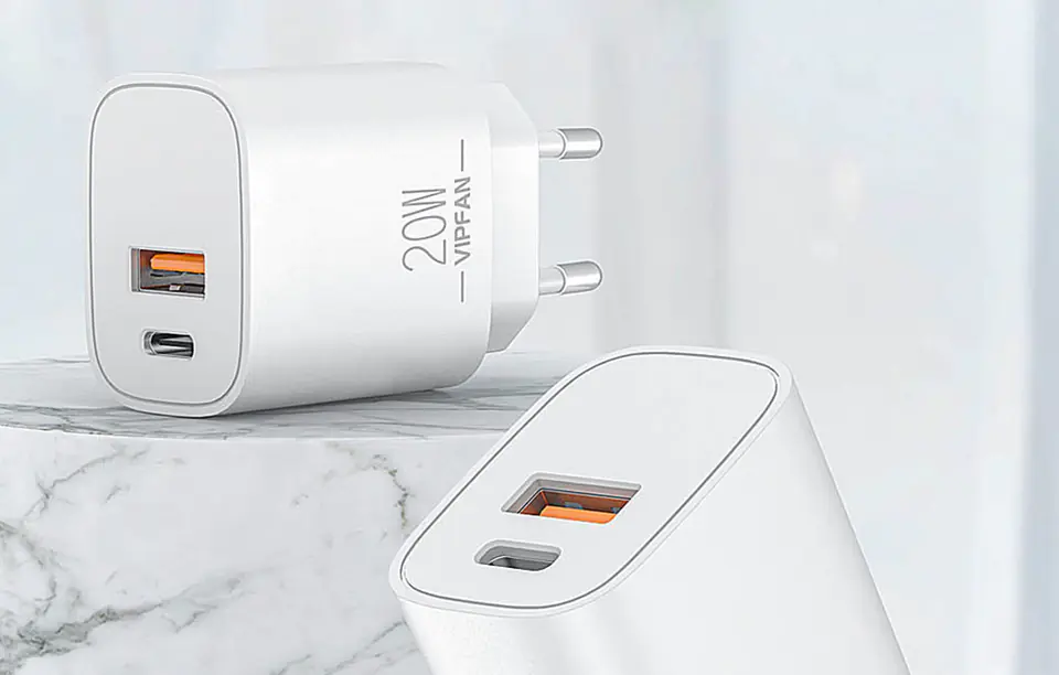 Vipfan E08 wall charger, USB + USB-C, 20W PD + QC 3.0 (white)