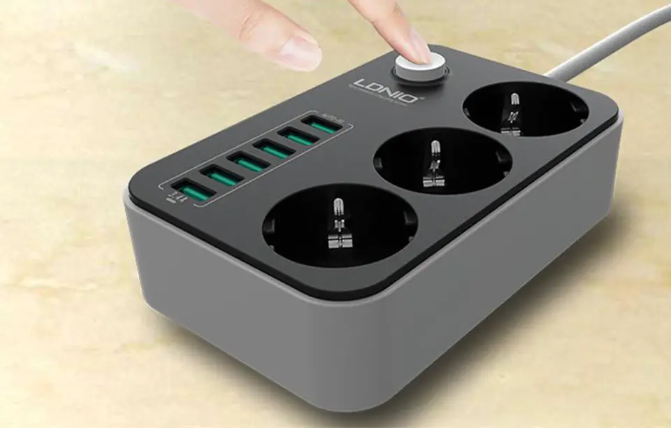AC Power Strip with 3 AC Sockets, 6x USB, LDNIO SE3631, 1.6m (Black)