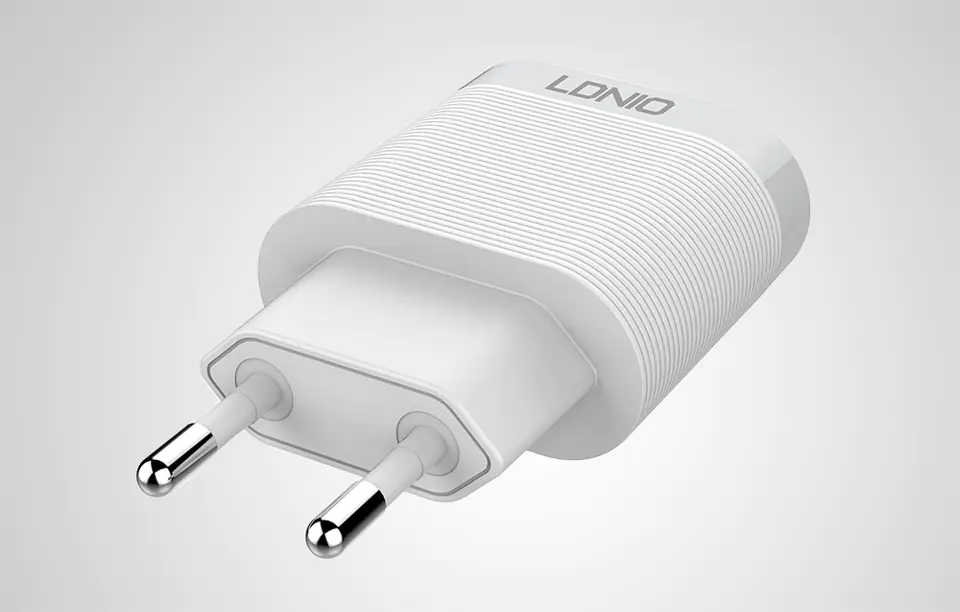AC charger LDNIO A303Q, USB-C, QC 3.0, 18W (white)