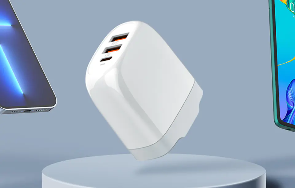 GaN LDNIO A3511Q wall charger, 2x USB + USB-C, 65W (white)