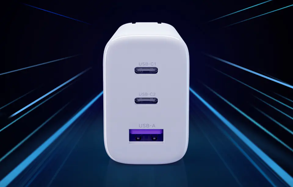 Wall charger UGREEN CD275, 2x USB-C, 1x USB, 65W (white)