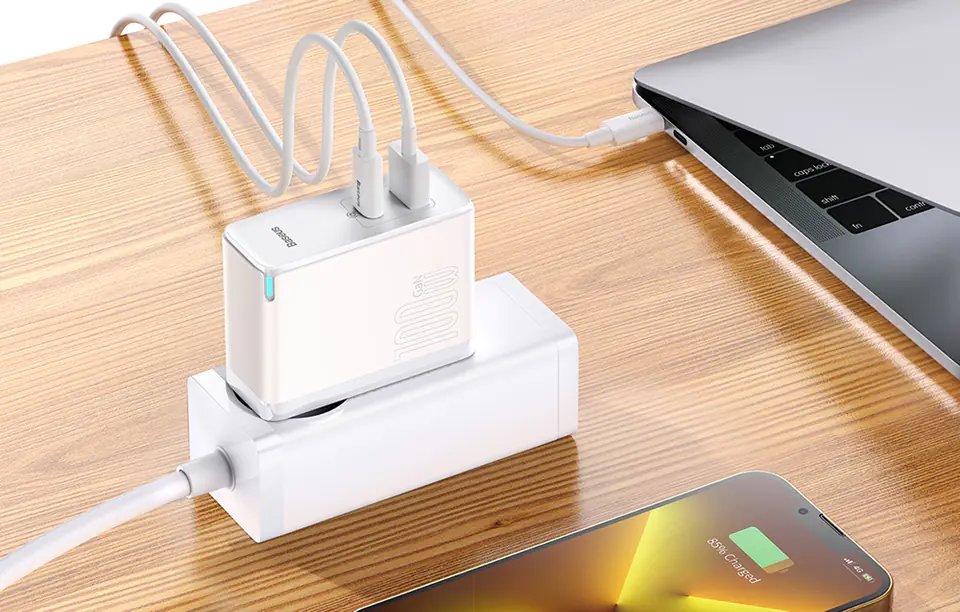 Ładowarka sieciowa Baseus GaN5 Pro,  USB-C + USB, 100W + kabel (biała)