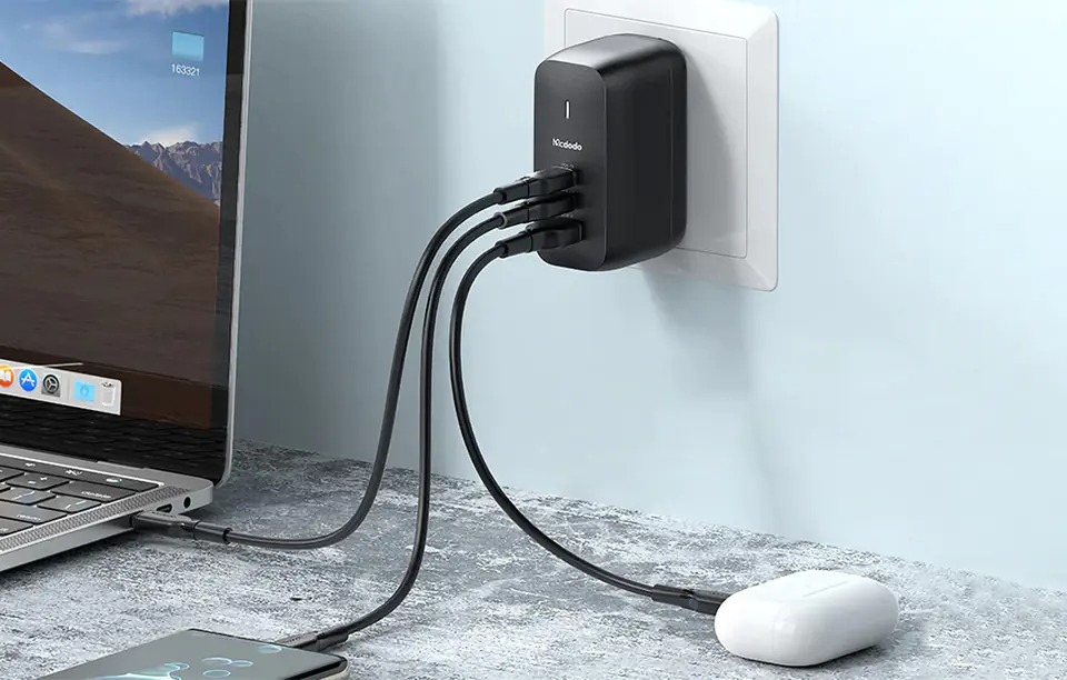 Wall charger GaN 65W Mcdodo CH-0291 2x USB-C, USB-A (black)