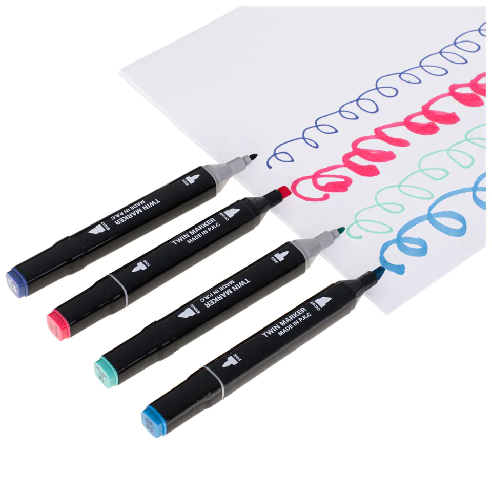 Double-sided alcohol markers in case 48 + stand