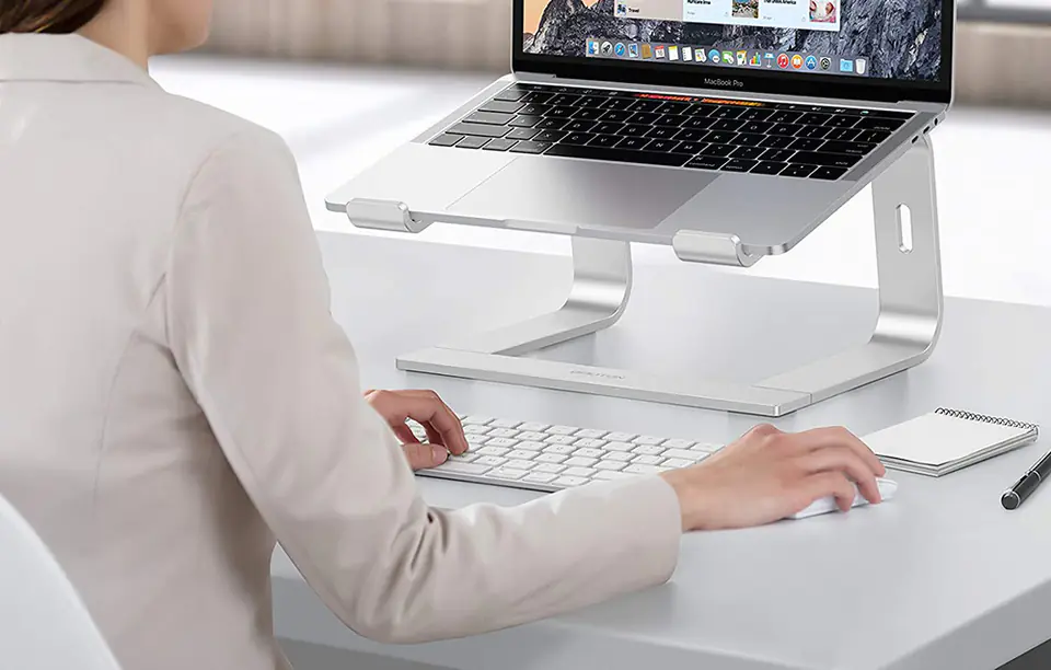 Laptop stand adjustable L2 Omoton (silver)
