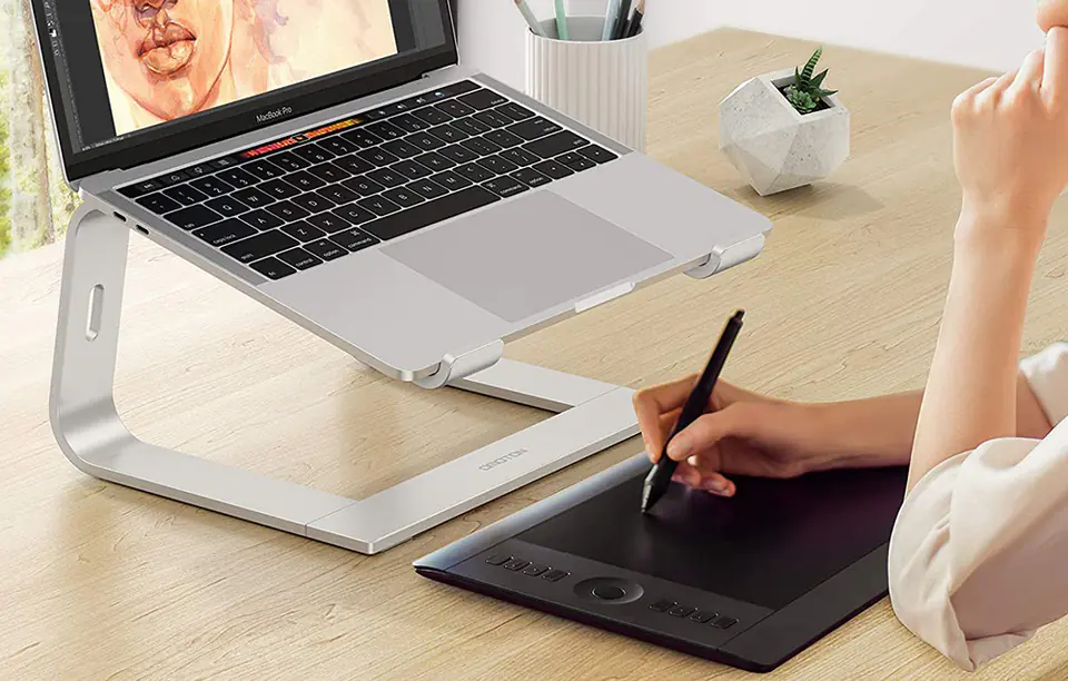 Laptop stand adjustable L2 Omoton (silver)