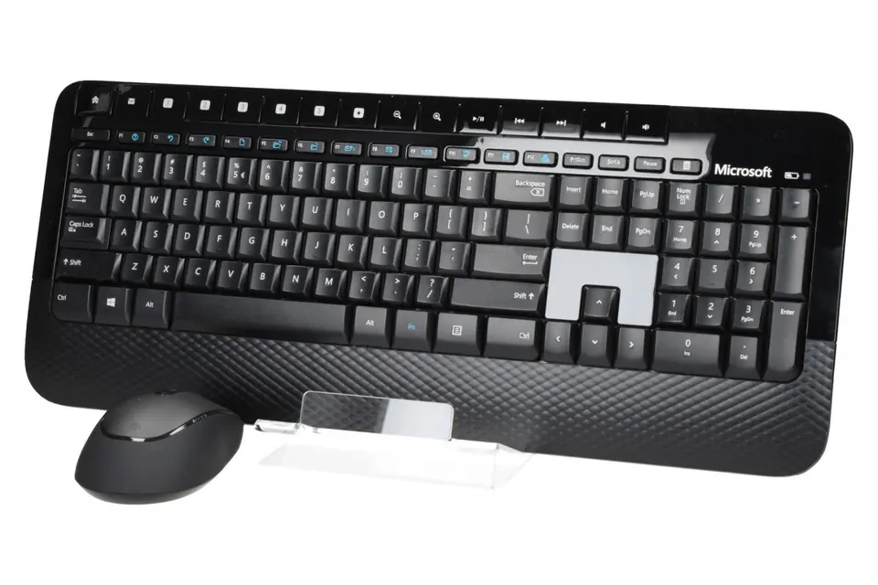 Microsoft Wireless Desktop 2000 keyboard Mouse included RF Wireless