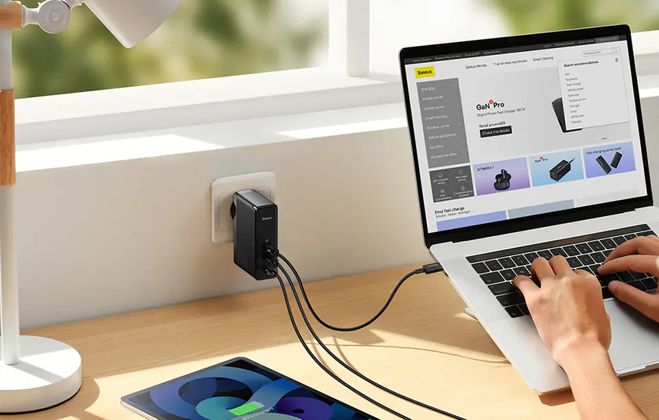 Ładowarka sieciowa Baseus GaN5 Pro 2xUSB-C + USB, 140W (czarna)