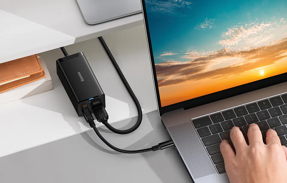 Ładowarka sieciowa Baseus GaN5 Pro 2xUSB-C + USB + HDMI, 67W (czarna)