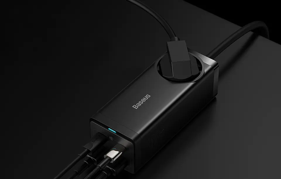 Ładowarka sieciowa / listwa zasilająca Baseus GaN3 Pro 2x USB + 2xUSB-C + AC, 100W (czarna)