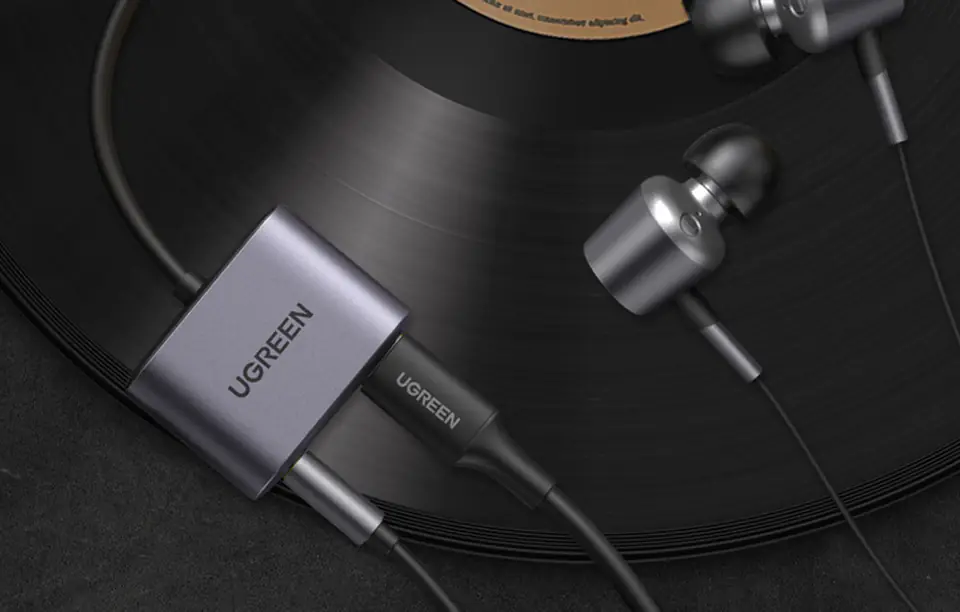 Adapter audio  UGREEN CM231 USB-C do mini jack 3.5mm (szary)