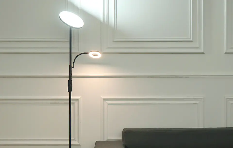 Podwójna lampa podłogowa z pilotem BlitzWill BWL-FL-0001 36W (czarna)