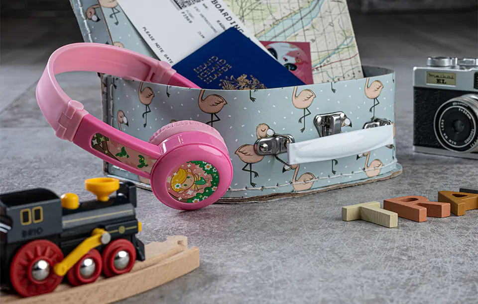 Słuchawki przewodowe dla dzieci BuddyPhones Travel (różowe)