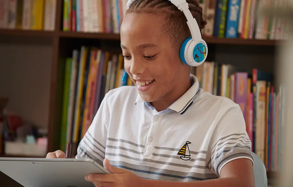 Słuchawki bezprzewodowe dla dzieci BuddyPhones School+ (niebieskie)