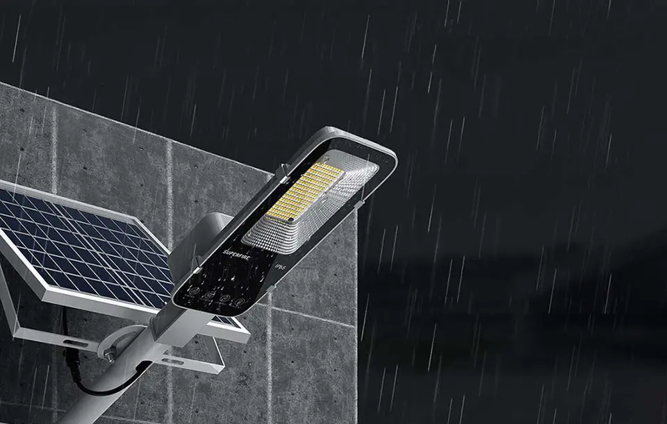 Lampa solarna Superfire FF5-E, 897W, 2000lm, 20000mAh