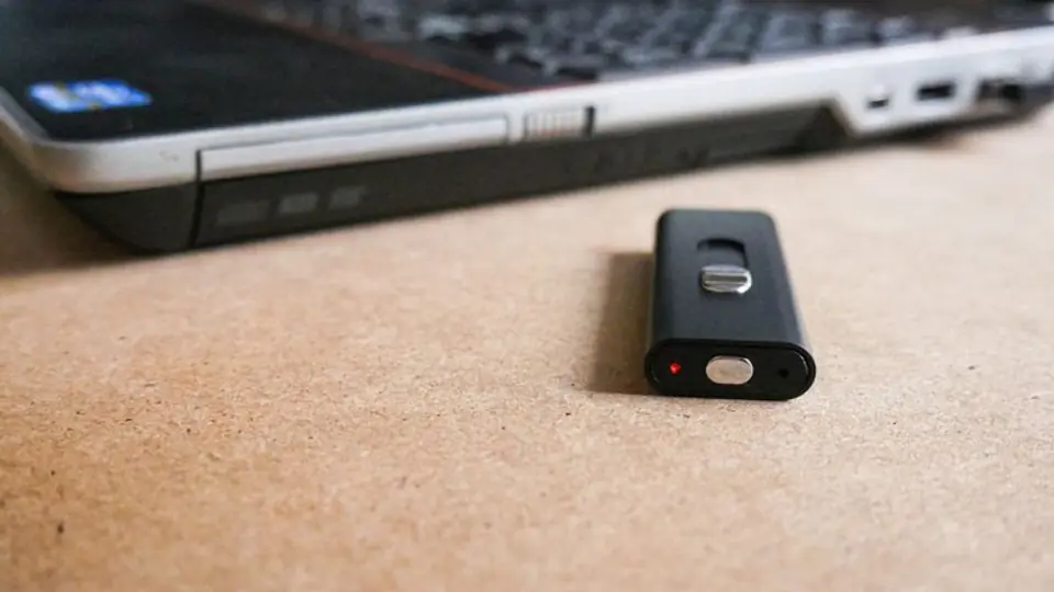 Profesjonalny dyktafon UR-26 16GB Vox OTG, detekcja dźwięku