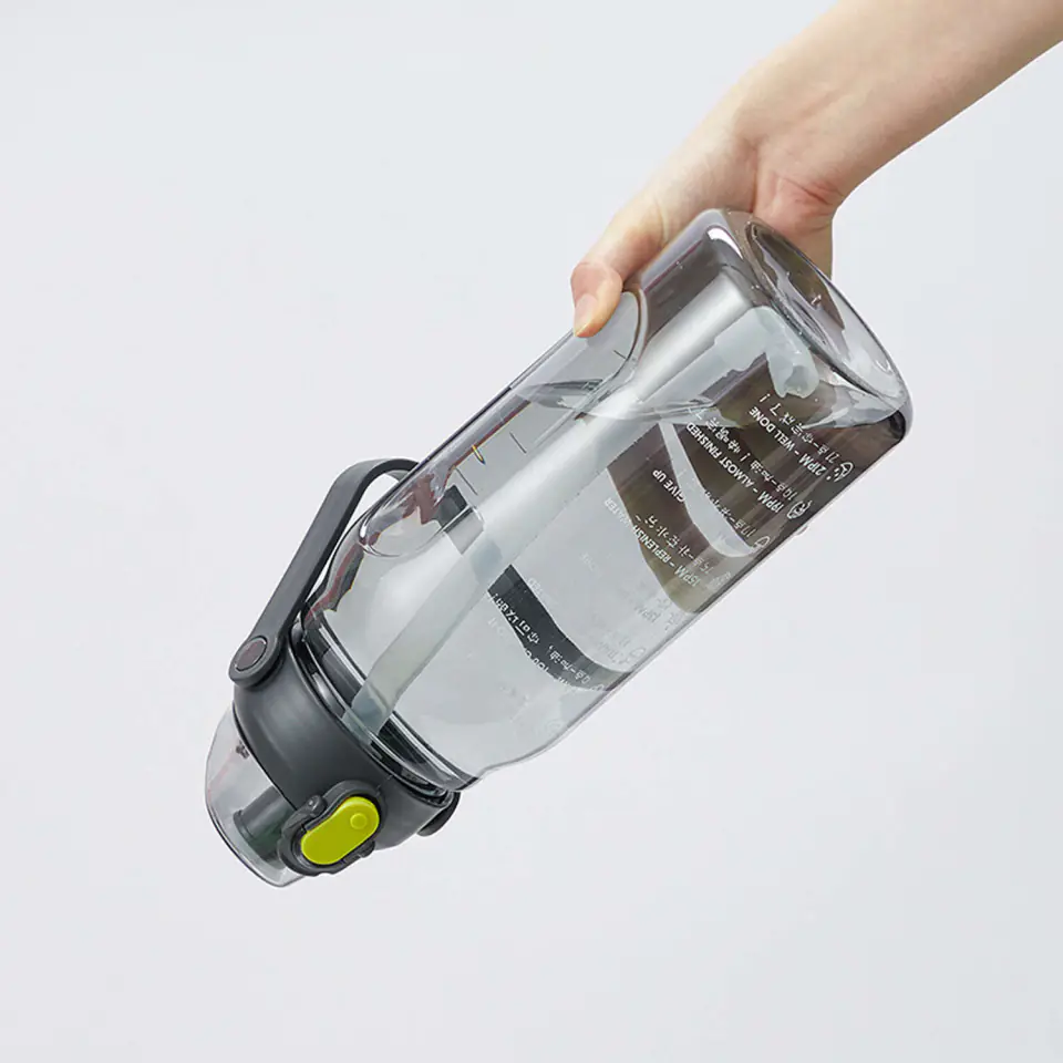 Butelka bidon ze słomką na wodę do picia 1,5l motywacyjna z przypomnieniem z miarką motywacyjną z uchwytem Czarna