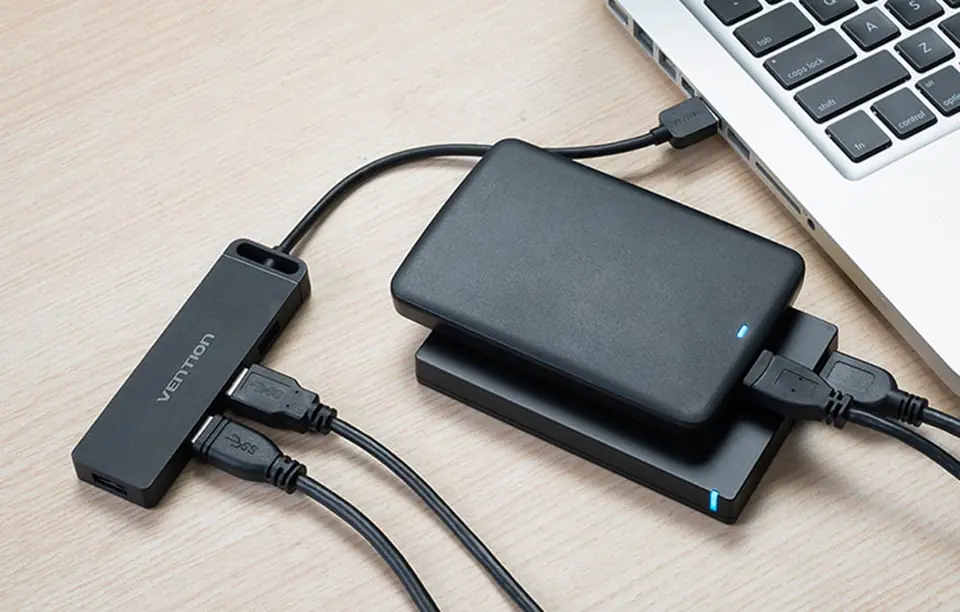 Hub USB 2.0 z 4 portami i zasilaniem Vention CHMBB 0,15m czarny