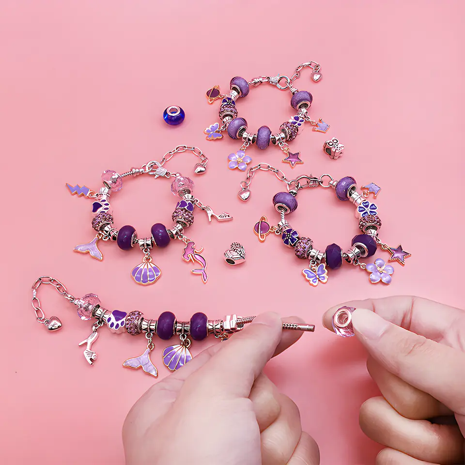 Zestaw Do Tworzenia Robienia Biżuterii, Bransoletek, Charmsy, Zawieszki, Koraliki 66el. ODCIENIE FIOLETU + Kosmetyczka