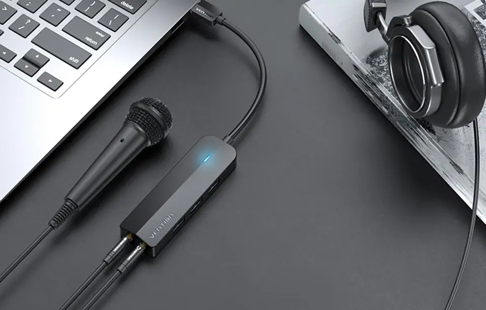 Hub USB 3.0 z 3 portam i kartą dźwiękową 2x TRS 3,5mm  CHIBB 0,15m czarny