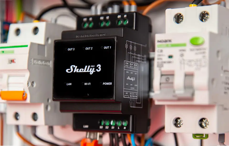 3-kanałowy przekaźnik na szynę DIN Shelly Pro 3 WIFI