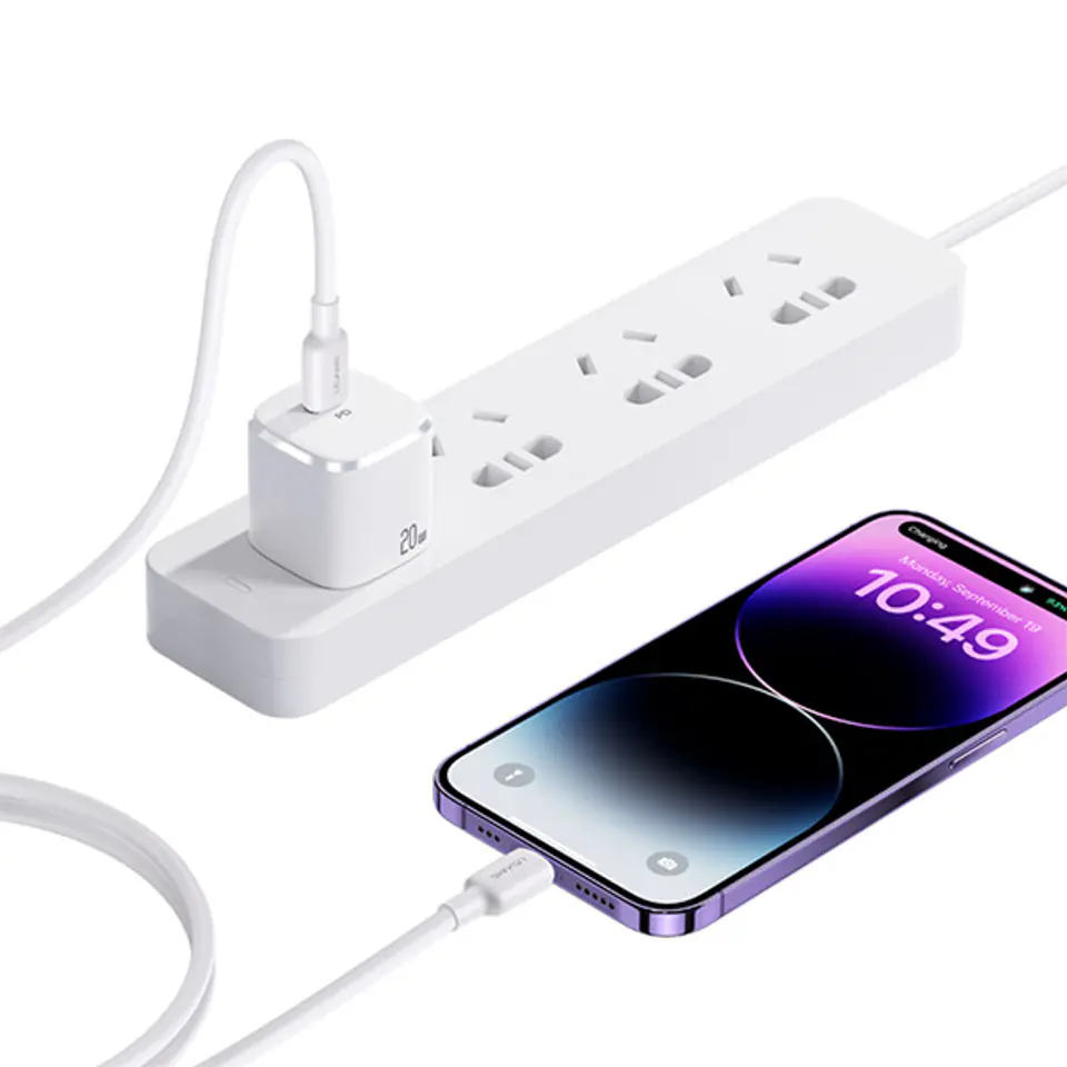 USAMS Ład. siec. 1xUSB-C PD20WPD3.0 Fast Charging US-CC183 + kabel USB-C/Lightning US-SJ610 biały/white YX Series YXXLOGTC03