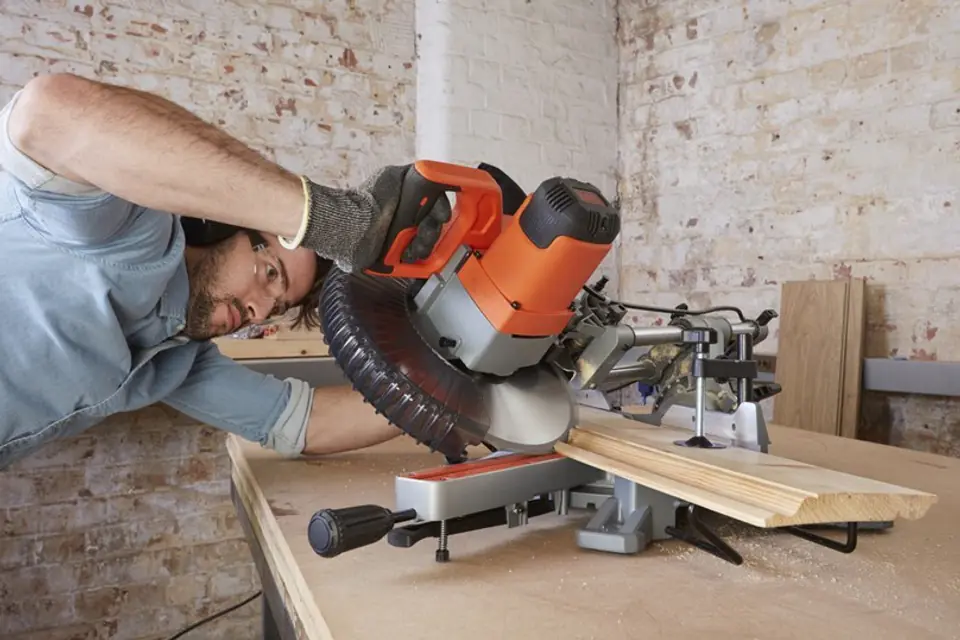 Bevel saw 2100W BES710 BLACK DECKER Wasserman.eu