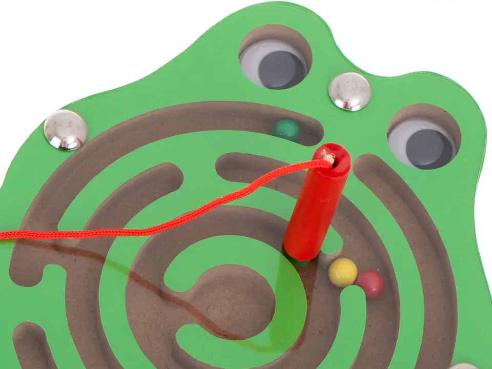 Magnetic labyrinth balls frog