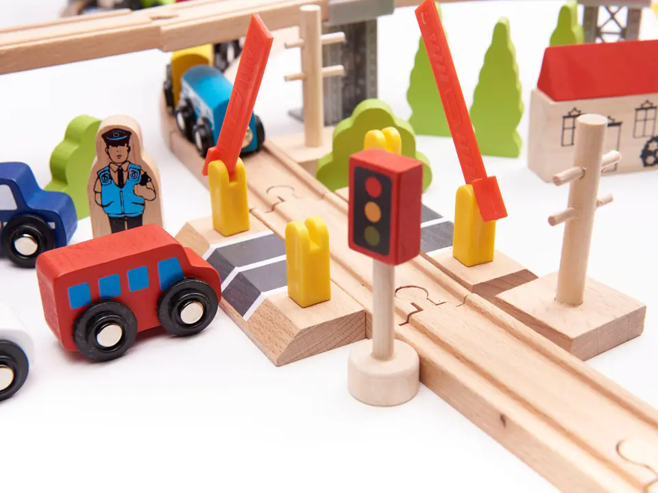 Wooden railway train car track + 70el